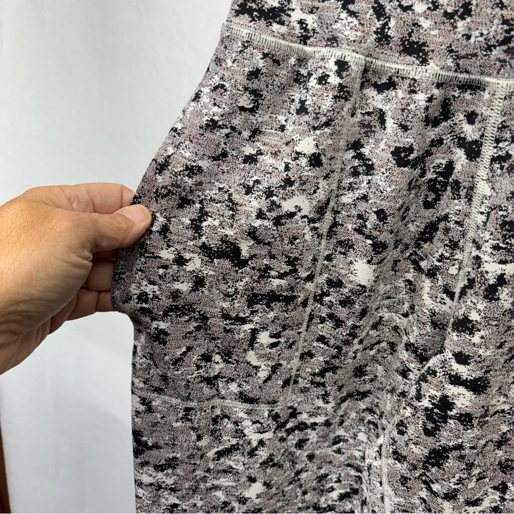Athleta‎ Salutation Textured Joggers Women's XS Abstract Print High Rise Pockets